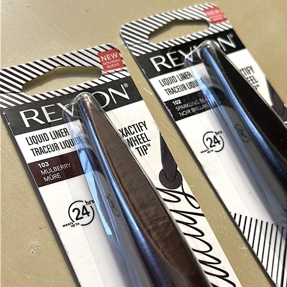 Revlon Exactify Wheel tip Liquid Liner - Picture 2 of 5